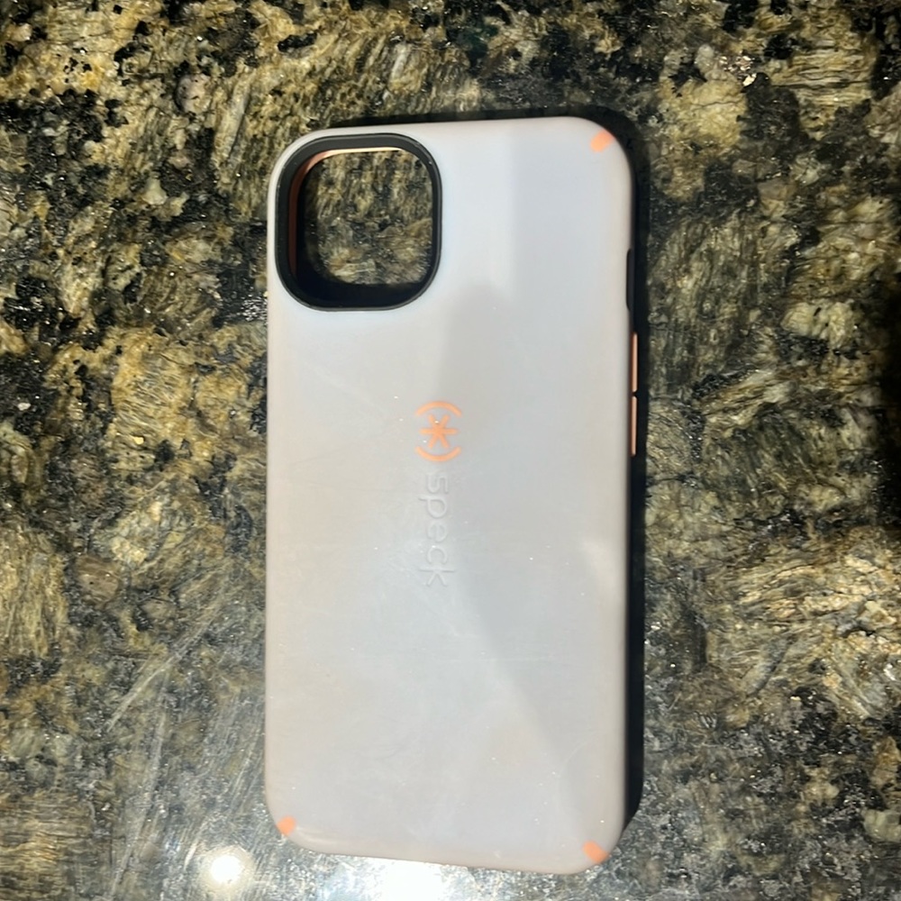 iphone 13 speck case